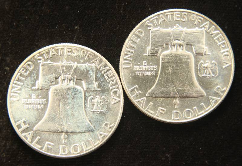 lot 22 image: 2 BU 1963 FRANKLIN SILVER HALF DOLLARS