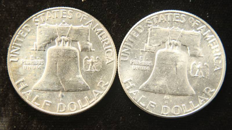 lot 58 image: 2 BU 1962 FRANKLIN SILVER HALF DOLLARS