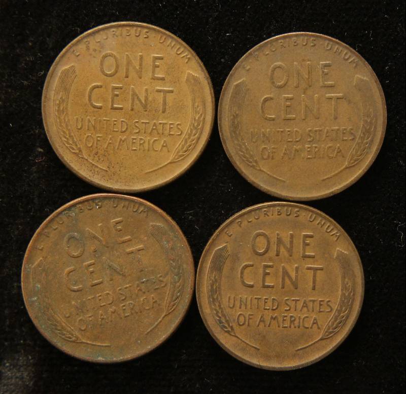 lot 67 image: 4 WHEAT CENTS 1932 P-D 1933 P-D