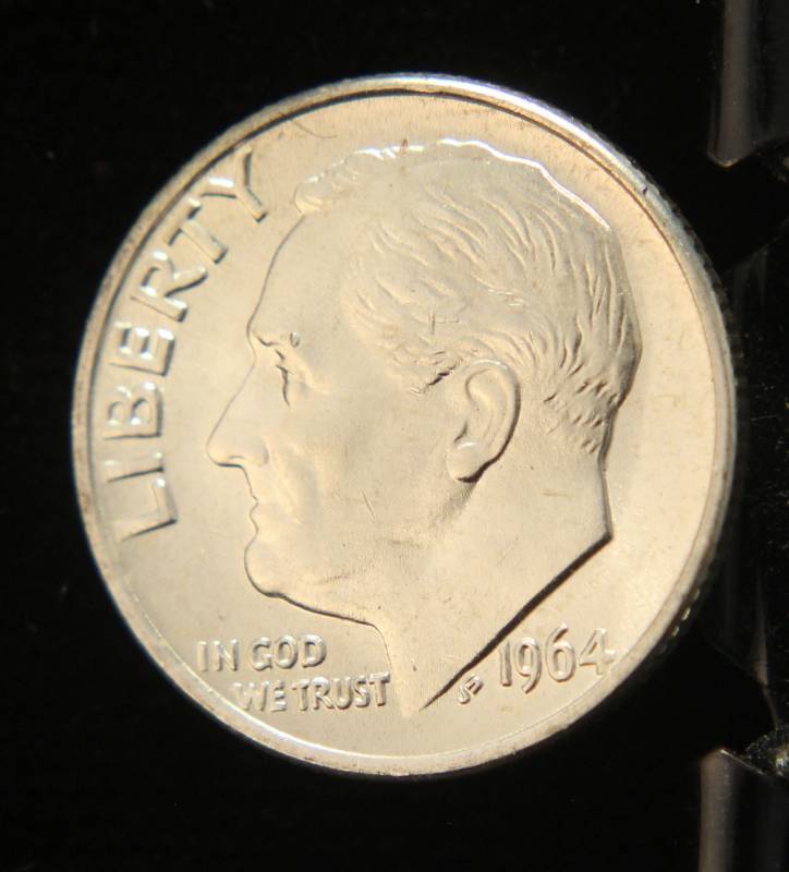 lot 18 image: BU ROLL OF (50) 1964 SILVER ROOSEVELT DIMES
