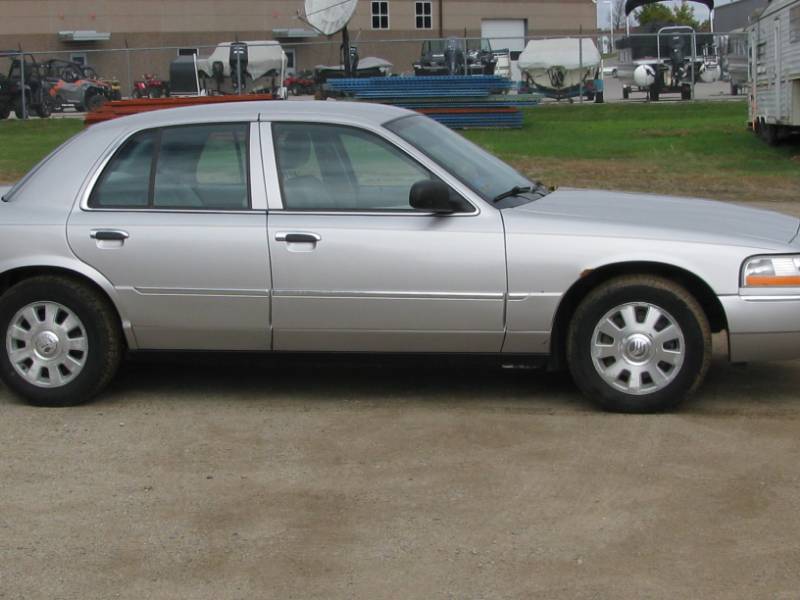 2004 Mercury Grand Marquis