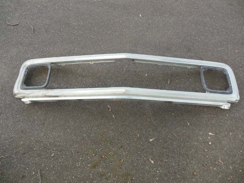 1972 Aluminum grill surround, small...