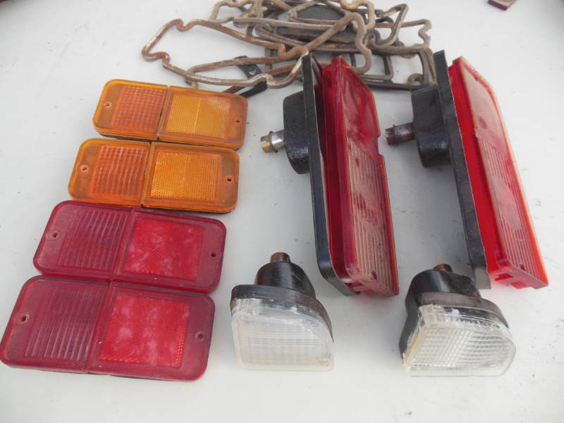 68 - 72 Tail lights and sidemarker...