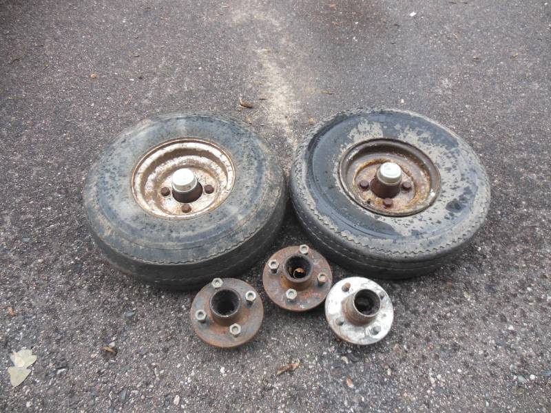 Trailer hubs, rims and tires...
