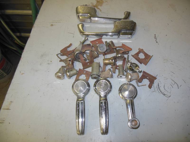 Door handles and many door locks fo...