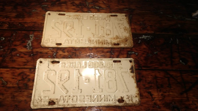 Set of Vintage License Plates (781 192)