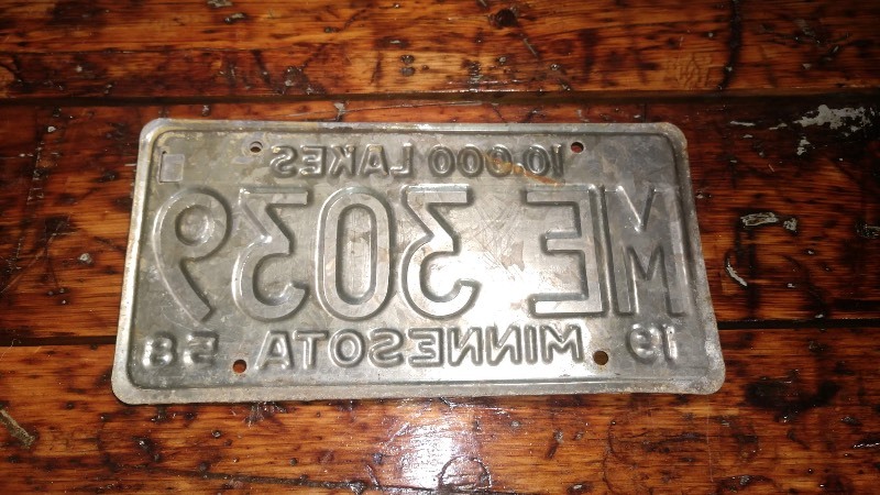 Vintage License Plate (ME 3039)