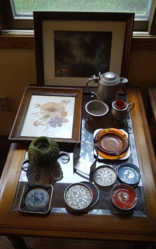 lot 10 image: Pictures, Pewter, Metal Collectibles, Worlds Fair Coasters