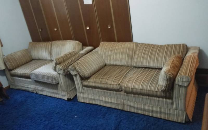 lot 16 image: Pair Of Retro Love Seats 63x36x24 From J.C. Penny