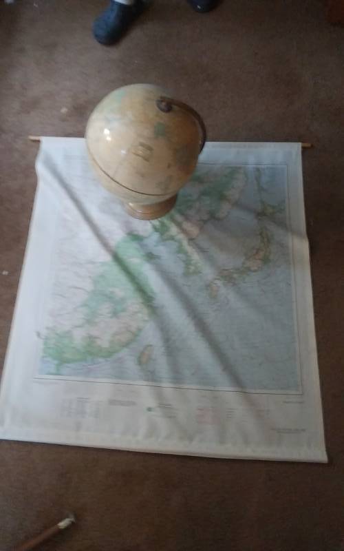 lot 33 image: Vintage Crams Imperial Globe & Cloth Map