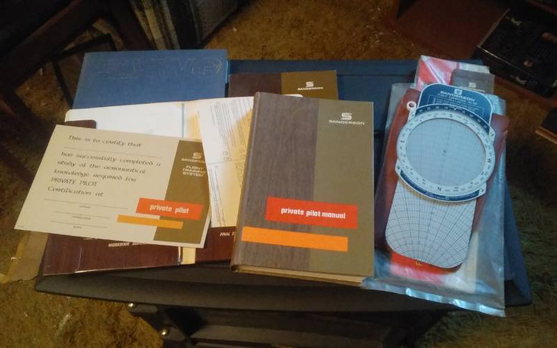 lot 68 image: Pilots Flight Computer Gauge, Books, Vintage Pilot Licence Related