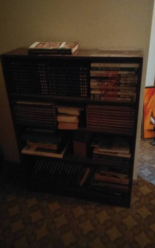 lot 79 image: Book Shelf With War Books 36x11x48