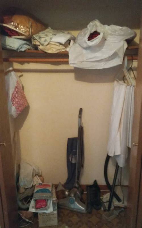 lot 82 image: Upright Vacuum & Vacuum Bags, Accessories, Floor Sweeper & Closet Contents-Bring Boxes