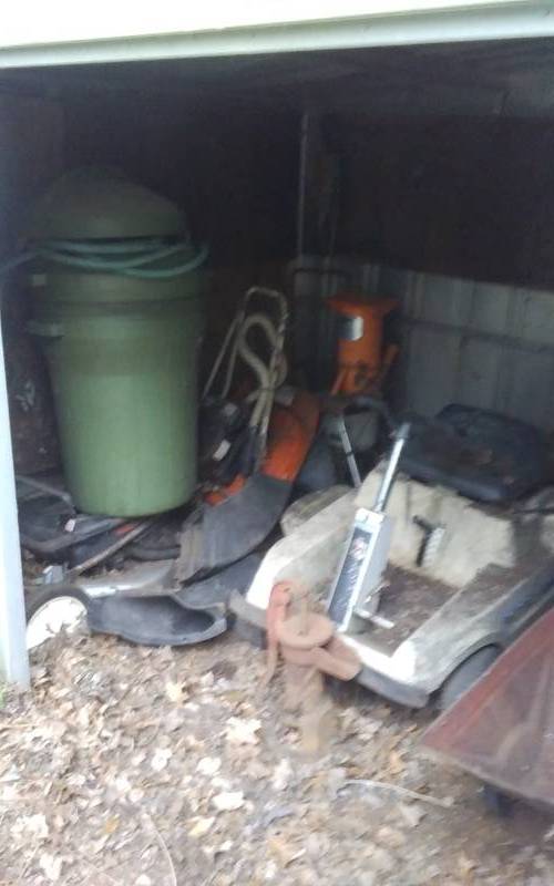 lot 106 image: Contents Of Shed