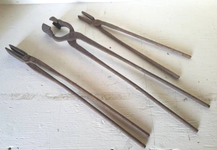 lot 11 image: Vintage lot of Iron Working Tools