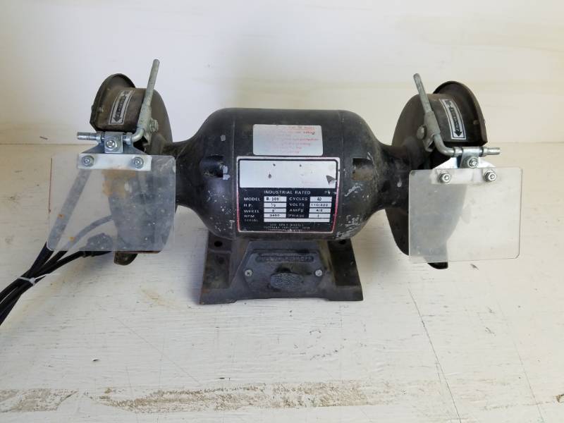 lot 23 image: 2 Wheeled Industrial Rated Grinder