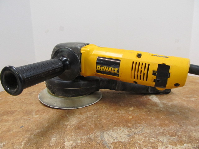 lot 108 image: DEWALT Random Orbit Sander
