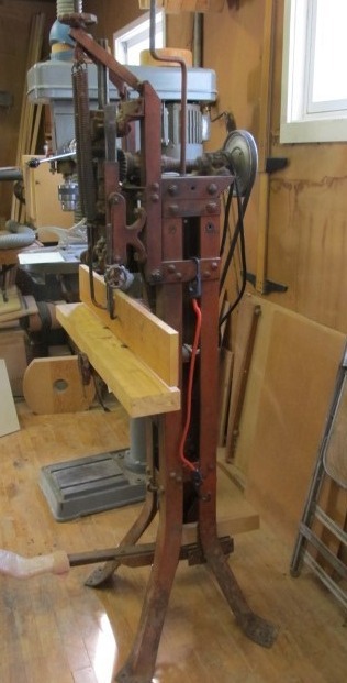 lot 3 image: Early Vintage Hollow Chisel Mortiser
