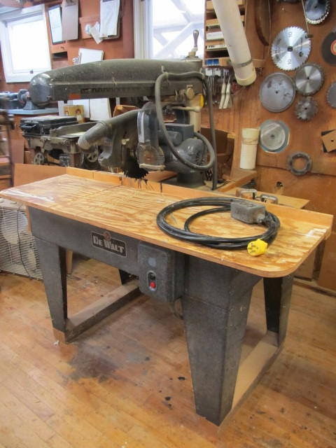 lot 9 image: DEWALT Radial Arm Saw