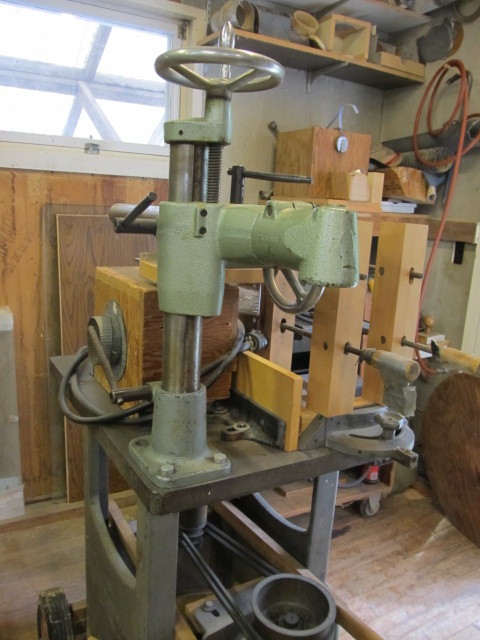 lot 17 image: Davis Wells 1 Spindle Shaper