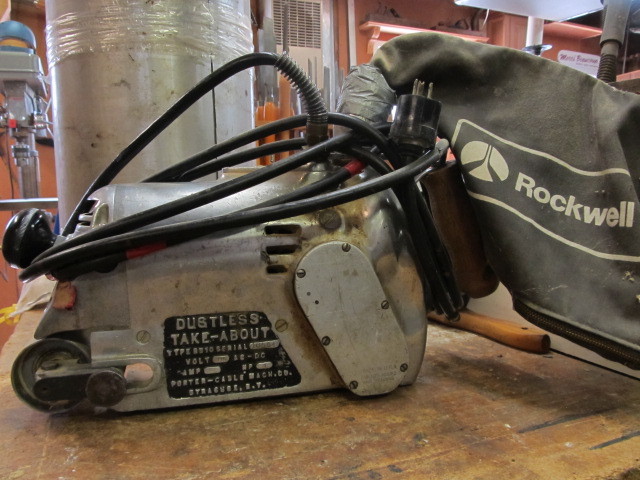 lot 20 image: Porter-Cable Dustless Take-About Locomotive Style Belt Sander
