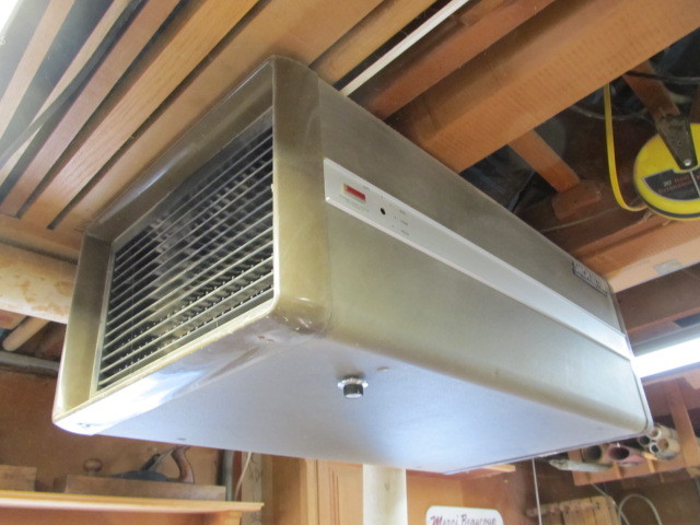 lot 59 image: Large Commercial SMOKEETER Air Cleaner System