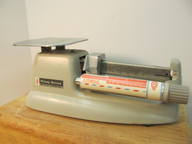 lot 132 image: Vintage Pitney-Bowes Postal Scale wWood Case