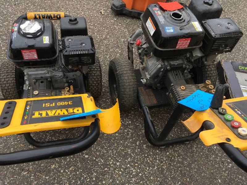 2 PCS DEWALT 3800 PSI/3400 PSI PRESSURE WASHERS FOR PARTS OR REPAIR