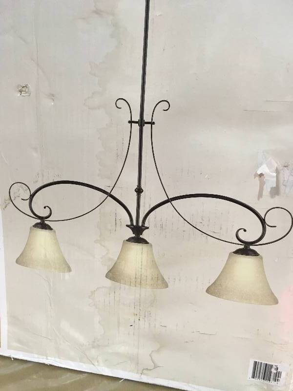 lot 20 image: Hampton Bay 14708 Essex 3-Light Aged Black Chandelier Aged Black new