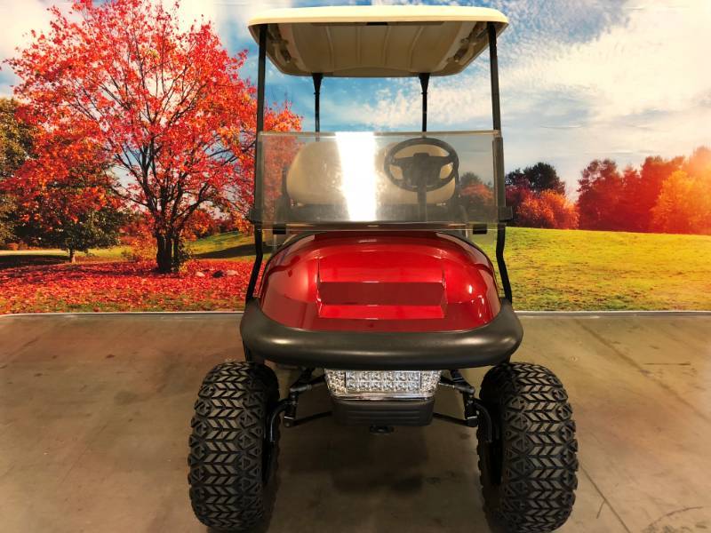 lot 1 image: Candy Apple Red Metallic Club Car Precedent Golf Cart
