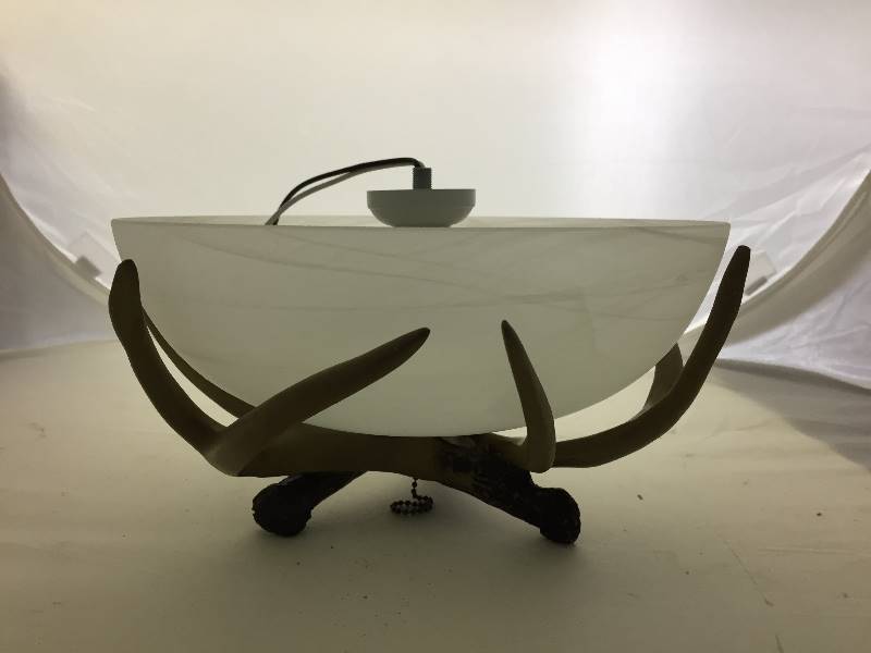 lot 198 image: NIB Craftmade Antler Fan Light LK16CFL