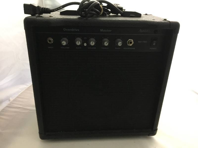 lot 202 image: Austin Amplifier Speaker AU-15G