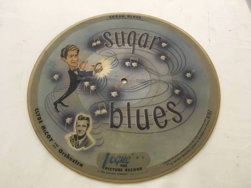 lot 241 image: Vintage Vogue Picture Record - Sugar Blues