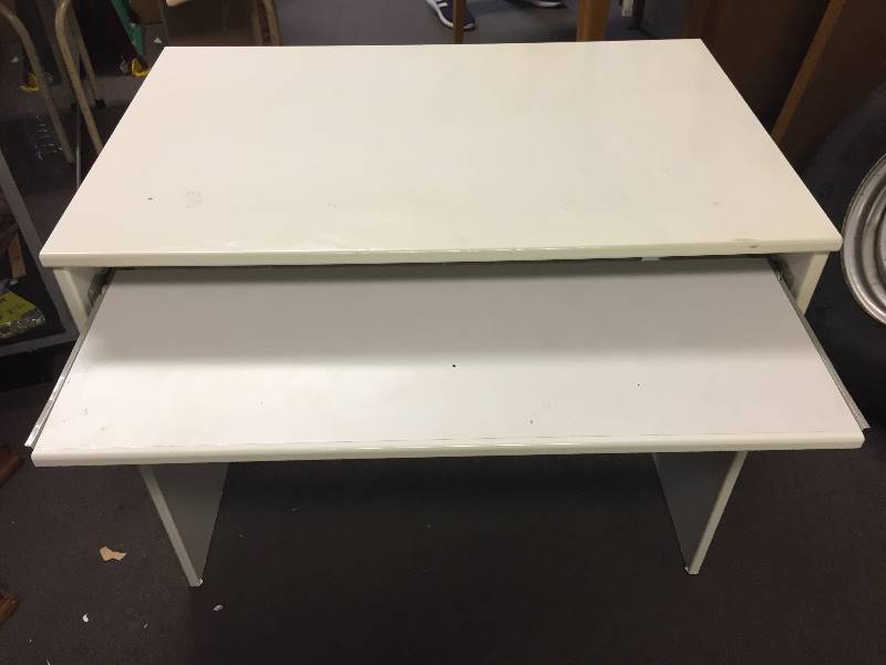 lot 245 image: White Computer Desk
