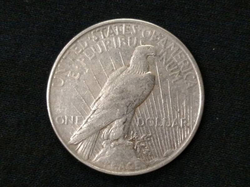 1922 Peace Silver Dollar...