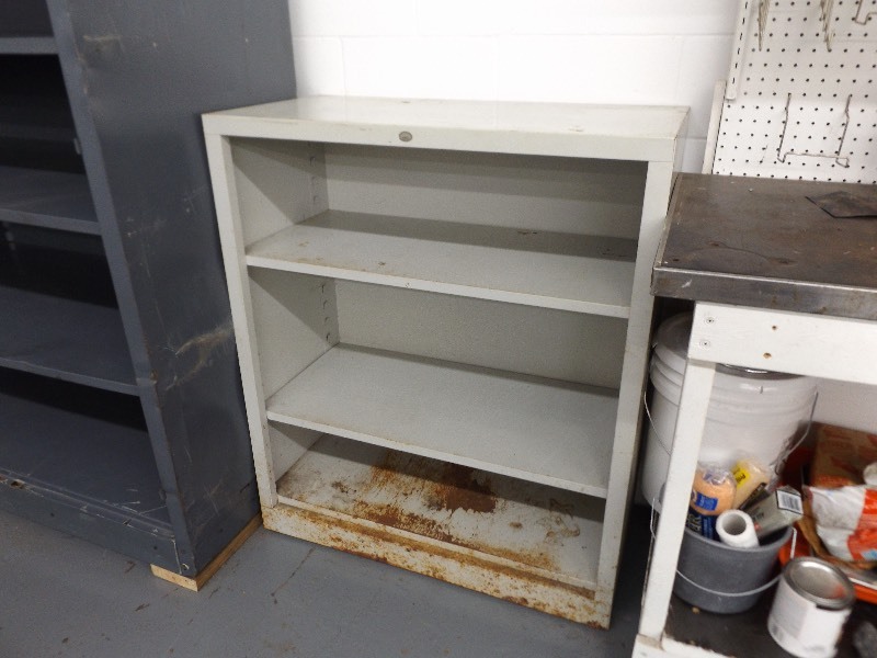lot 10 image: Steel Shelf
