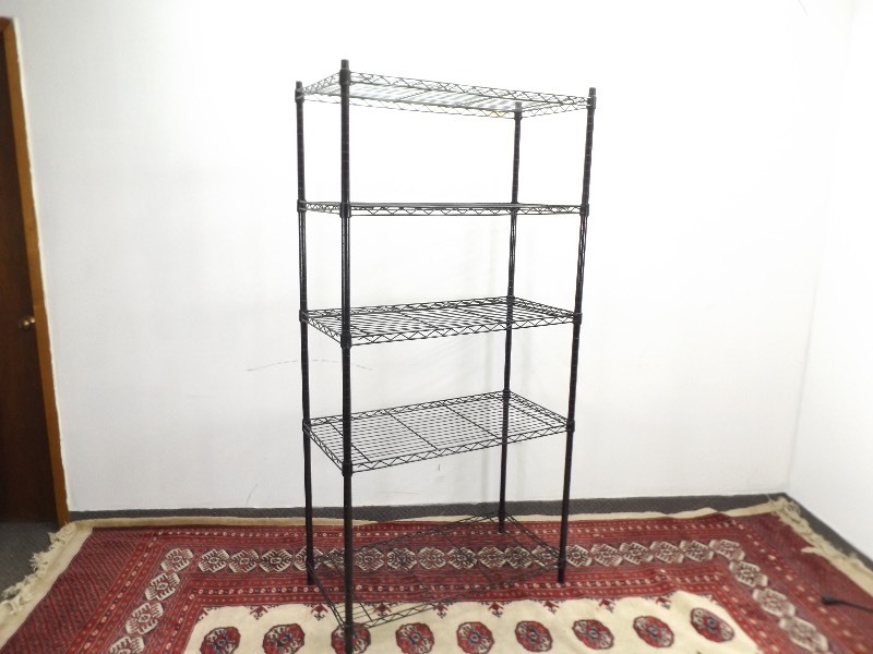 lot 12 image: Metal Wire Shelving Unit