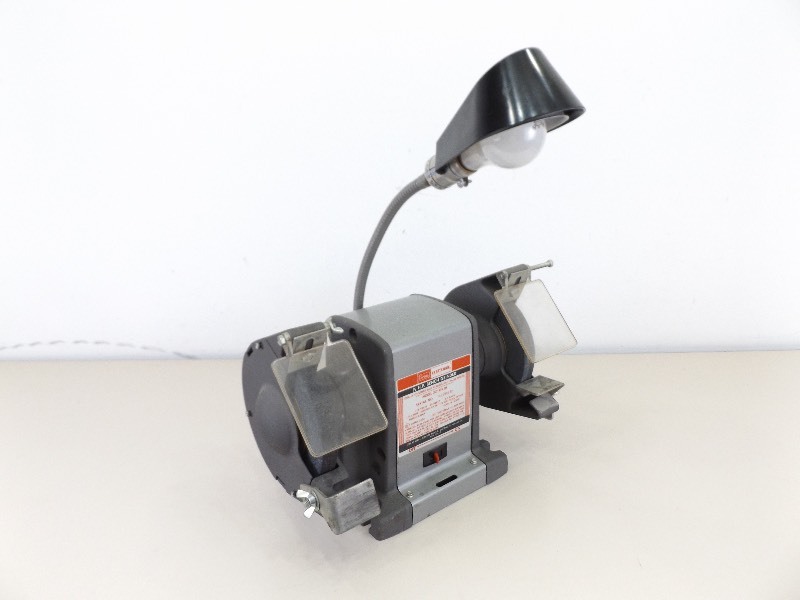lot 32 image: Craftsman 12 H.P Bench Grinder