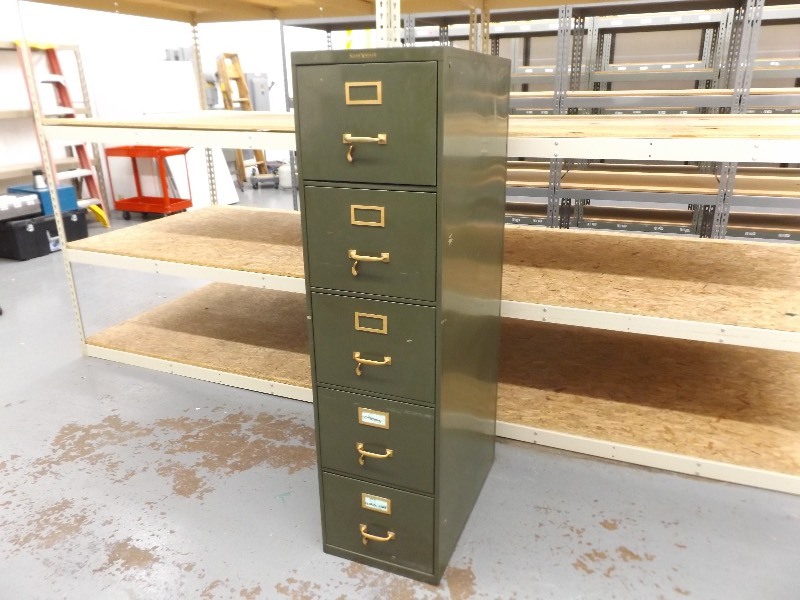 lot 61 image: REALLY NICE Shaw Walker File Cabinet