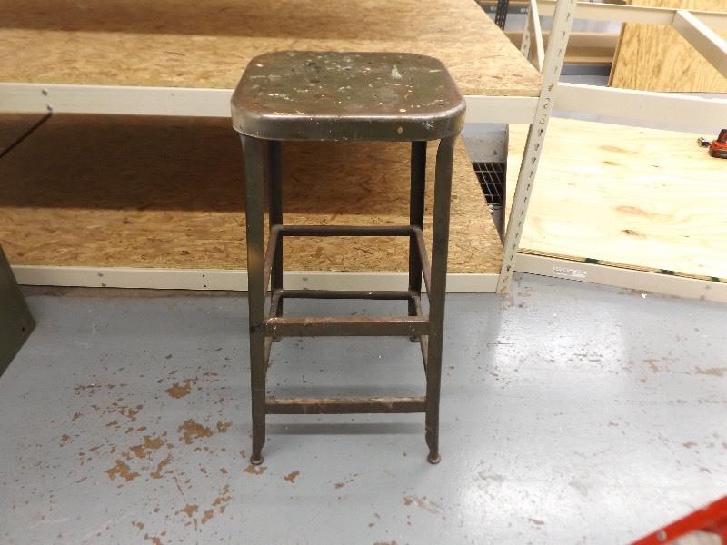 Vintage Metal Shop Stool Ec 252 Shelving Tools Warehouse Downsizing K Bid