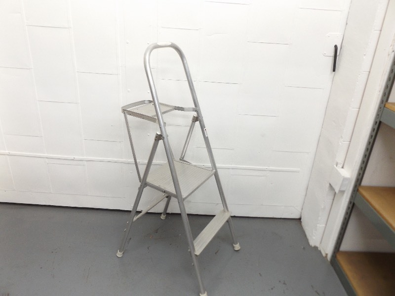lot 67 image: Werner Aluminum Step Ladder