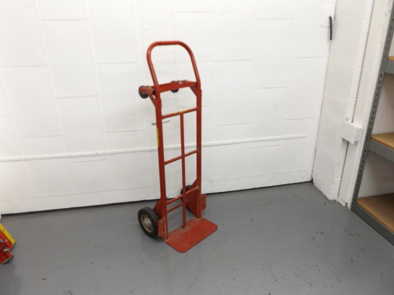 lot 68 image: 2 Wheeled Hand Truck