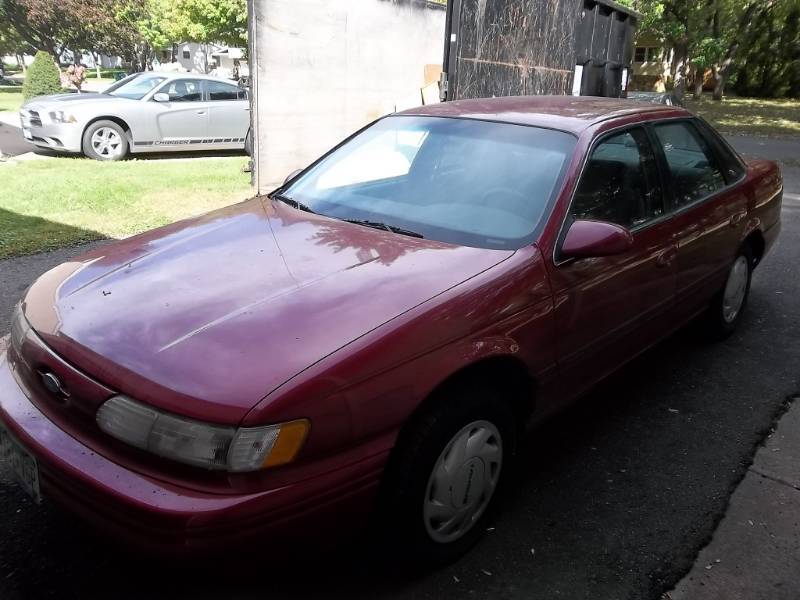 1995 Ford Taurus