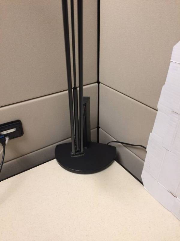 lot 56 image: Flexible, multi-position, clamp on desk lamp