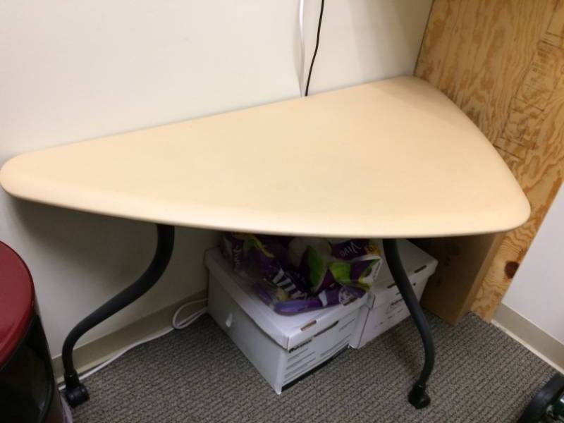 lot 45 image: Herman Miller Corner Rounded Isosceles Triangle Folding Mobile Table On Wheels - excellent Condition