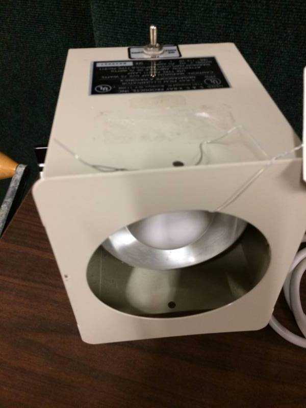 S&S 188 X-Ray Film Illuminator Hot Light