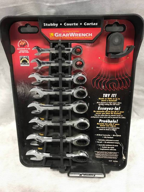 lot 3 image: 8 pc Gearwrench Metric Stubby Wrench Set