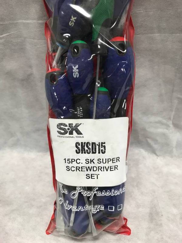 lot 14 image: 15 pc Sk Tools Super Screwdriver Set (Phillips, Slotted, Torx)
