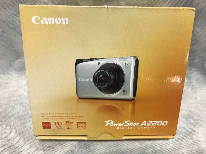 lot 15 image: Canon Powershot Digital Camera 14.1 Megapixel