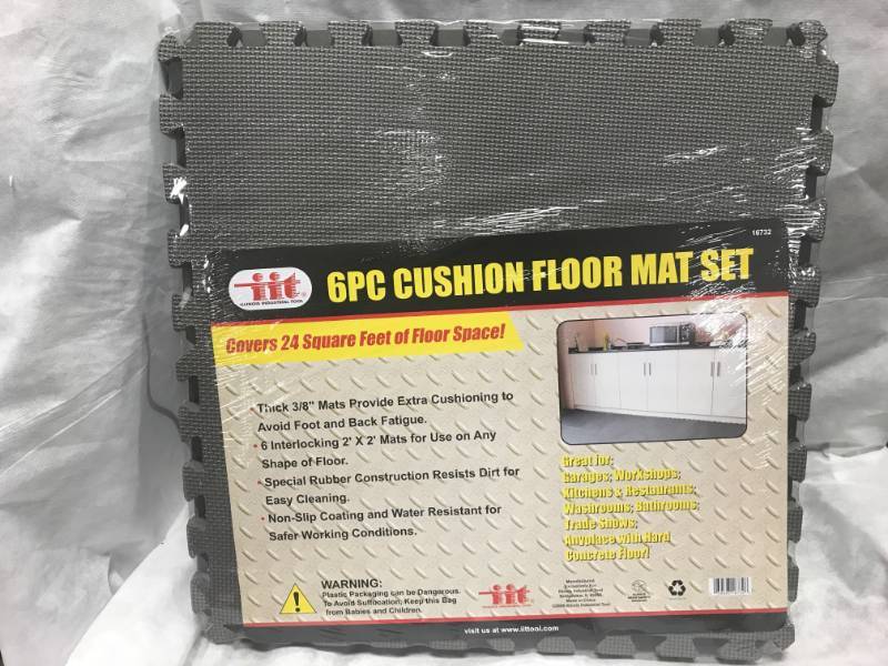 lot 44 image: New Cushioned 6pc Floor Mat Set 24sq ft